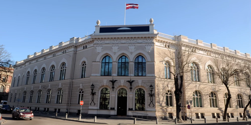 Paredzēts, ka no 2027. gada būs pārejas periods, bet no 2028. gada patērētāju kreditētāju uzraudzība Latvijas Bankas kompetencē pāries pilnā apmērā.