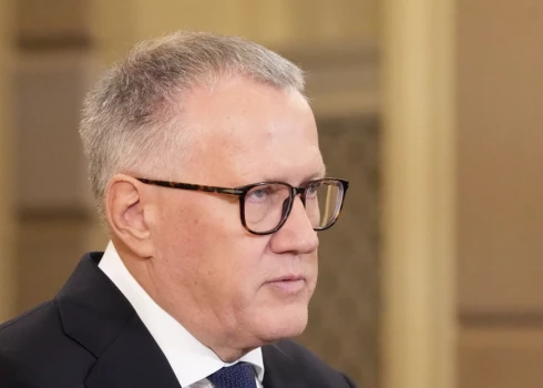 "Šī valdība jau vairs budžetu nesastādīs – to sastādīs Finanšu ministrija," raidījumā pauda finanšu ministrs Arvils Ašeradens (JV).