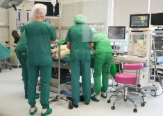 Как могли выписать из больницы Страдиня женщину с пулей в спине? Проверят действия врачей