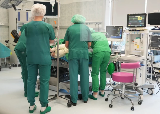 Как могли выписать из больницы Страдиня женщину с пулей в спине? Проверят действия врачей