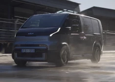 Cik lielu motociklu var iedabūt elektriskā KIA PV5 busiņā?