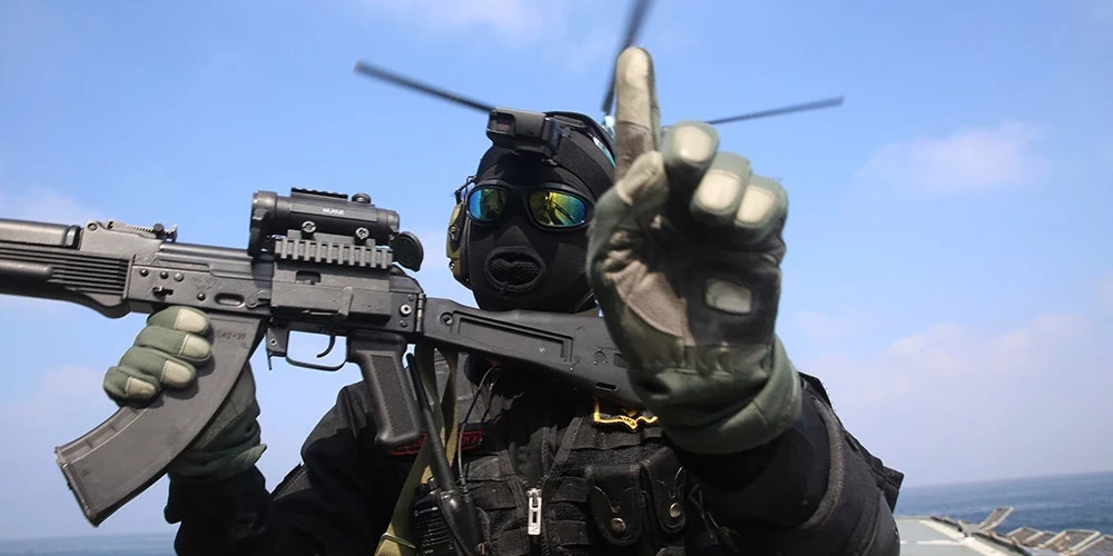 Irāna saņem pastāvīgu atbalstu no Kremļa, izmantojot izlūkošanas datus un progresīvas dronu tehnoloģijas. 