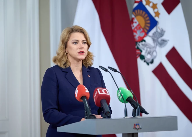 Siliņa draudējusi ar "iespaidīgu" virspeļņas nodokli negodprātīgiem degvielas tirgotājiem