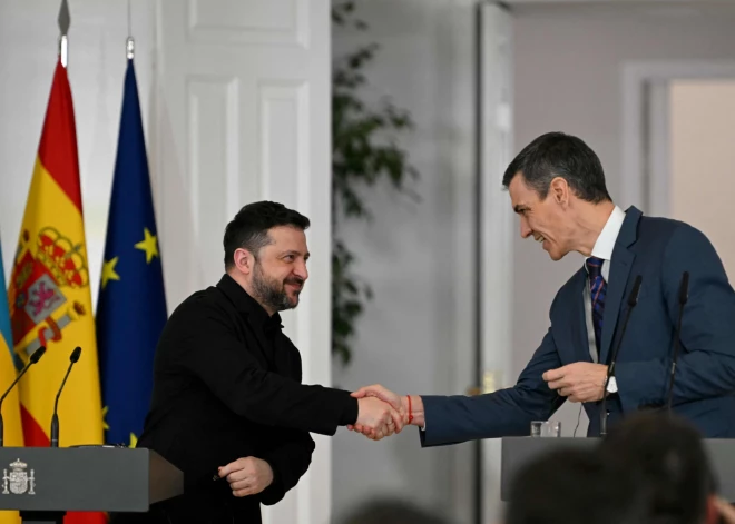 Ukraina un Spānija uzsākusi sadarbību tāldarbības dronu ražošanā