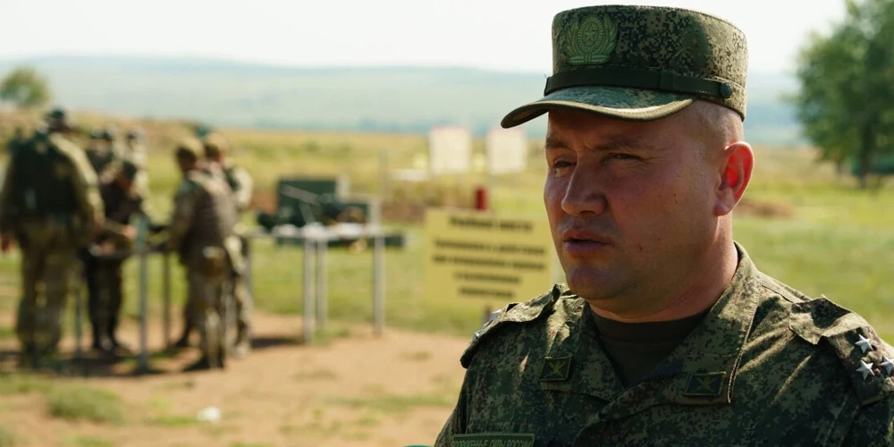 Krievu komandieris ģenerālmajors Zulfats Nigmatzjanovs, etniskais tatārs no Tatarstānas Apastovas rajona.