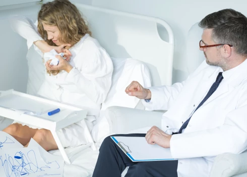 Dzemdēt negribošas sievietes Krievijā sūtīs pie psihologa