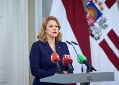 Силиня пригрозила недобросовестным продавцам топлива "впечатляющим" налогом на сверхприбыль