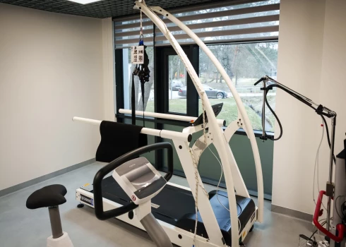 Vaivaros atklāts moderns, pasaules standartiem atbilstošs Ambulatorās rehabilitācijas centrs.
