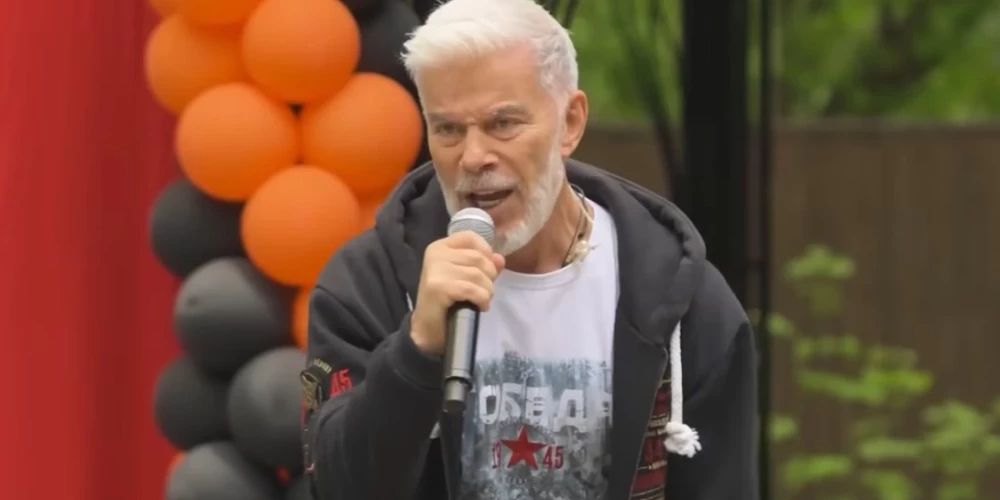 Олег Газманов одним из первых попал в черный список Латвии - в июле 2014 года.