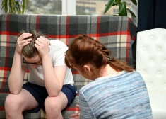 Latvijā ieviesīs jaunu atbalstu pusaudžiem ar sarežģītu uzvedību un atkarību riskiem