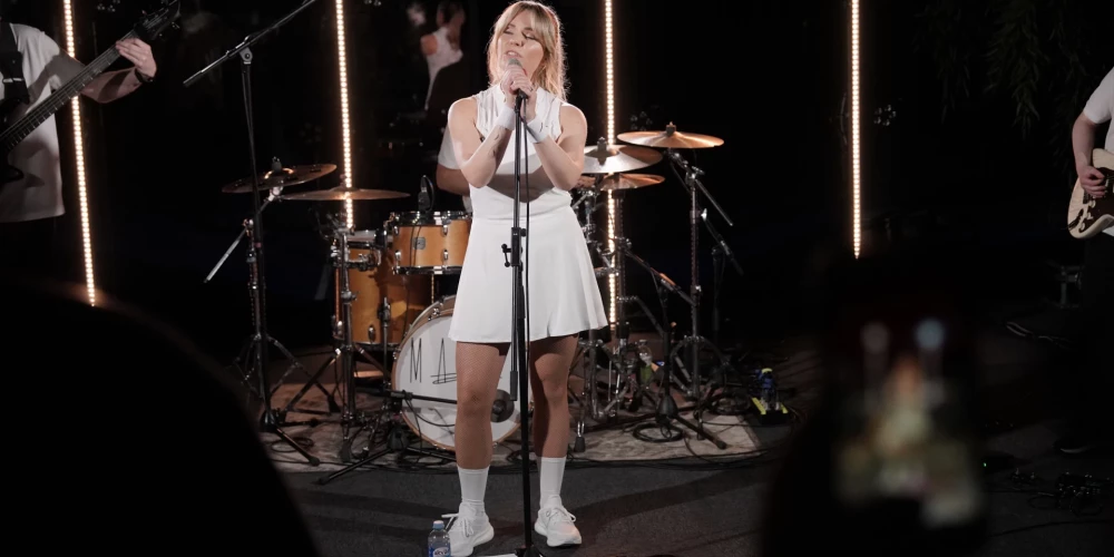 "MH Padel" klubā notiek dziedātājas un dziesmu autores Martas Grigales trešā studijas albuma “Wrong Woman (According to the Rule Book)” prezentācija. 