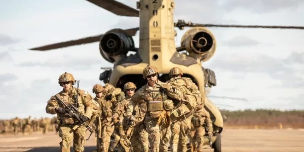 ASV apsver papildspēku sūtīšanu uz Persijas līča reģionu.