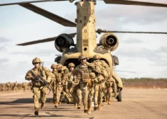 Mediji: ASV apsver papildspēku nosūtīšanu uz Persijas līča reģionu