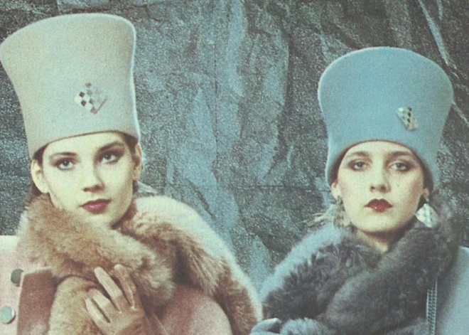 Ogrē skatāma "cepuru karalienes" Ārijas Skudras izstāde