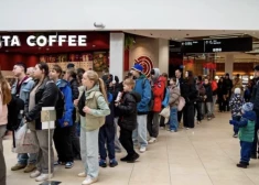 Rīgā atkal būs diena, kad saldējumu "Ben&Jerry's" dalīs bez maksas un bez ierobežojumiem