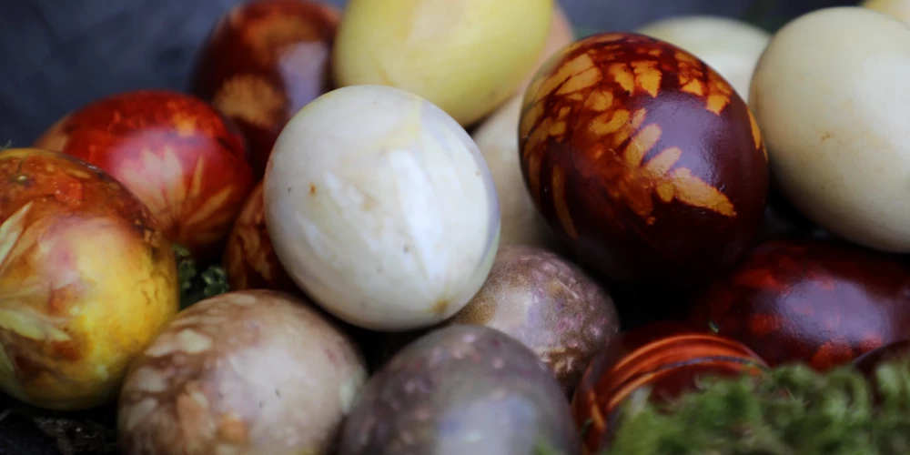 Krāsotas Lieldienu olas.