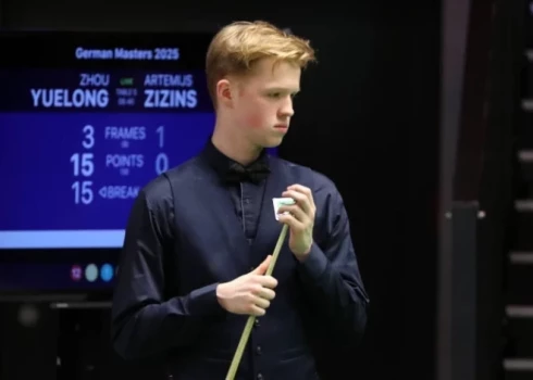 Artemijs Žižins iepriekš uzvarēja bijušo pasaules čempionu. 