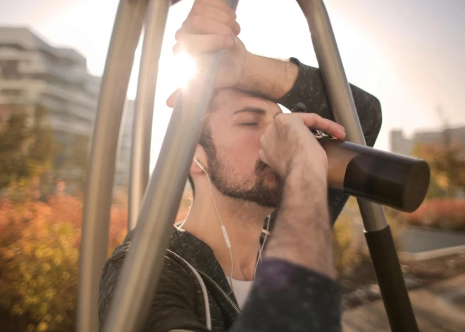 Sešas pazīmes, kas norāda uz alkohola atkarību