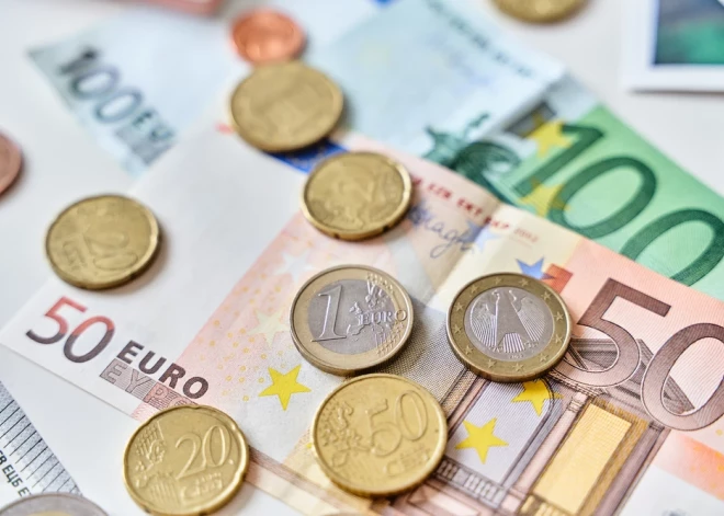 ECB saglabā procentu likmes līdzšinējā līmenī