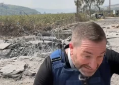 VIDEO: Izraēlas raķete Libānā eksplodē 5 metru attālumā no "Russia Today" propagandistiem