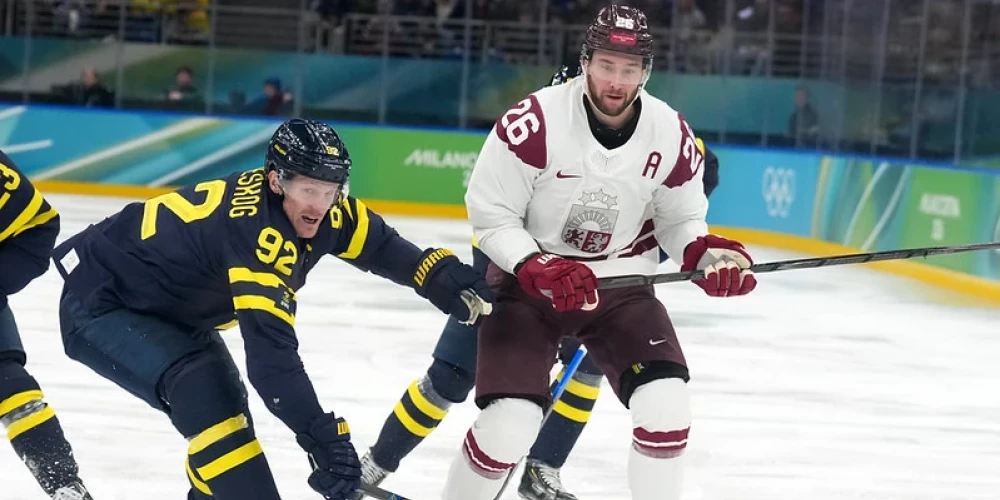 Uvis Balinskis olimpisko spēļu turnīra spēlē pret Zviedriju.