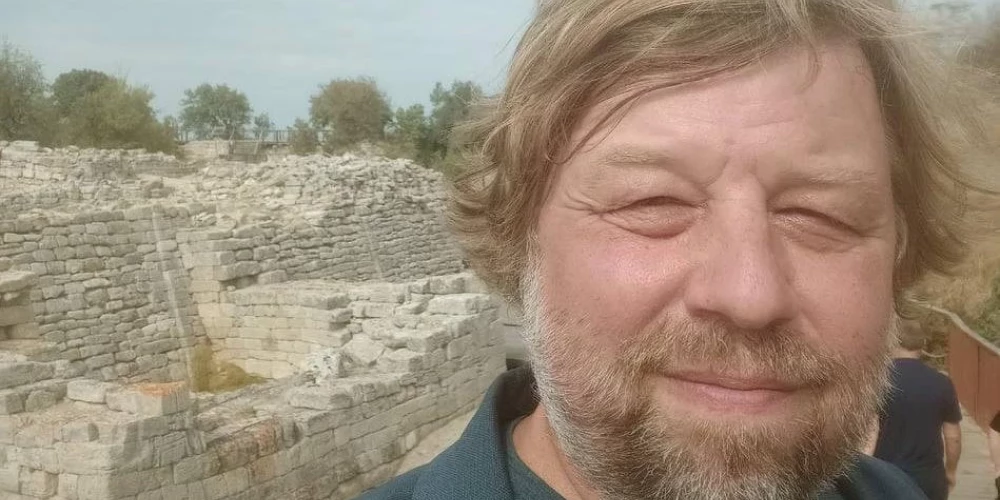 Aleksandrs Butjagins (ekrānuzņēmums no "X")