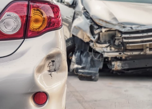 Жителям Латвии рассказали о риске покупки авто с прошлым, о котором часто умалчивают продавцы.