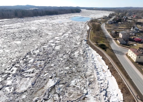 Mazinās ledus sastrēgums Pļaviņu ūdenskrātuvē. 