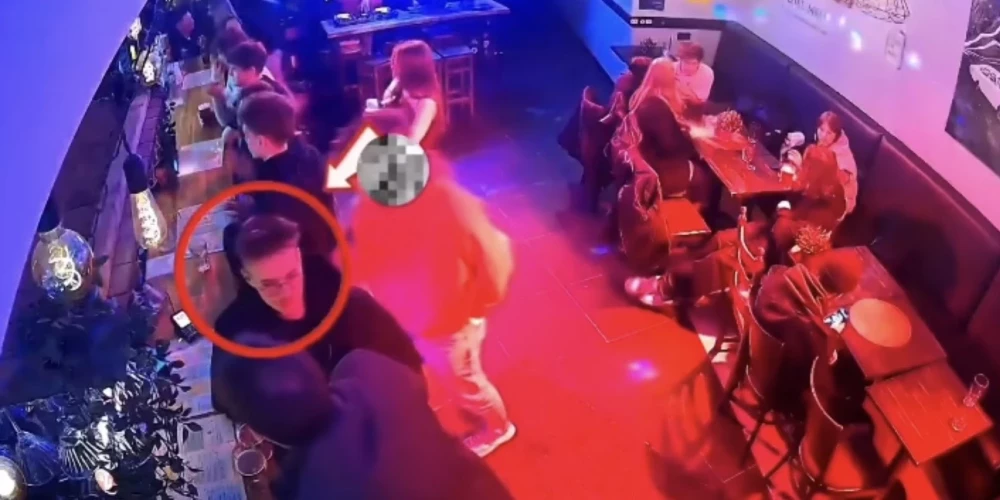 Apzagts bārs "Ezītis miglā" – meklē video redzamo vīrieti, kurš nozaga alus mucu. 