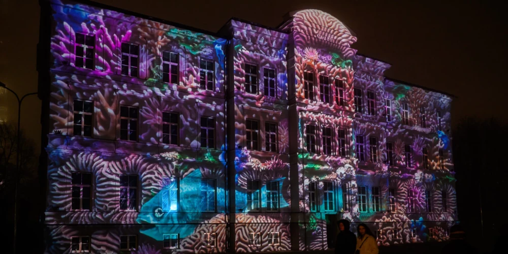 Šonedēļ Liepājas ierastā ainava iemirdzējusies pavisam jaunā veidolā.