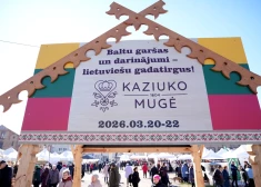 ФОТО: к нам приехал Казюкас - на Центральном рынке в Риге идет настоящая литовская ярмарка