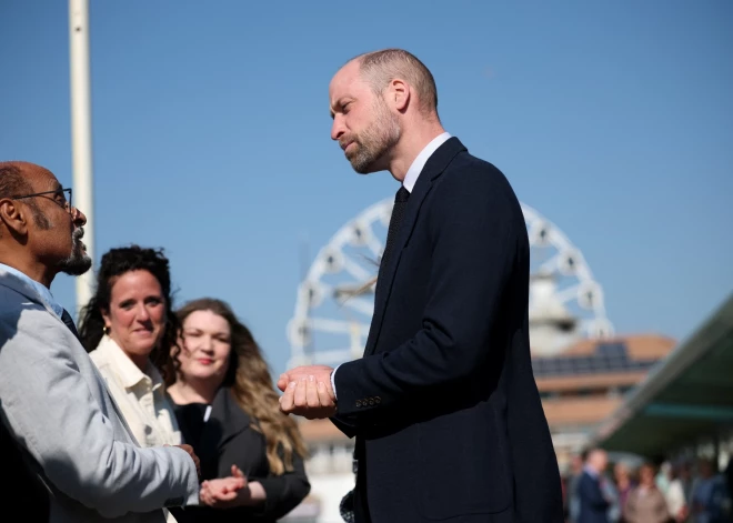 Princis Viljams 2026. gada 19. martā bija ieradies Bormnmutā, Anglijā, un tikās ar ekspertiem, kas specializējas jauniešu bezpajumtniecības jautājumos.