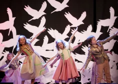 Легенда детской сцены Латвии Dzeguzīte отмечает 55-летие: кто выступит на концерте