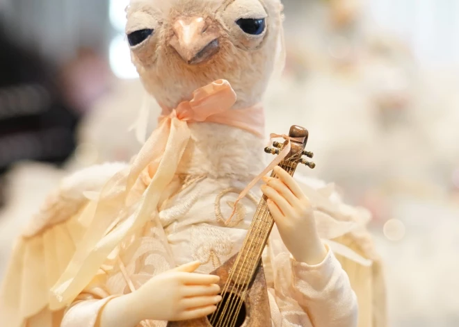 Это уникальное событие раскрывает истинное лицо авторской куклы как самостоятельного и глубокого вида искусства, объединяющего мастеров и ценителей со всего мира.