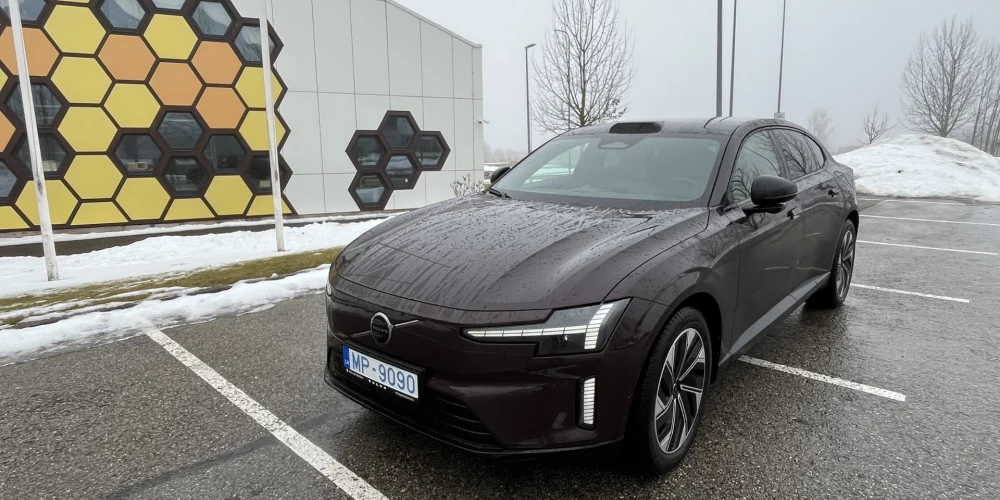 Elektriskais Volvo ES60.