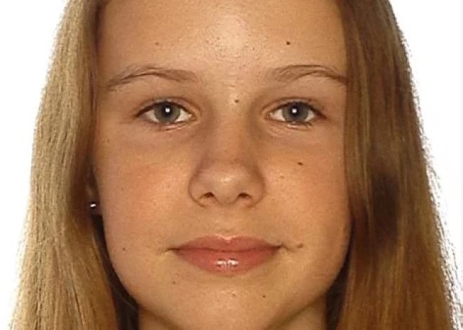 В Риге продолжаются масштабные поиски пропавшей Софии, возможно упавшей в Даугаву с Каменного моста