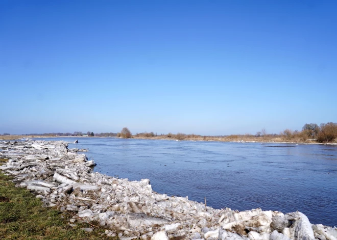 Жителям Латвии объяснили, что происходит с почвой и питьевой водой после весенних паводков