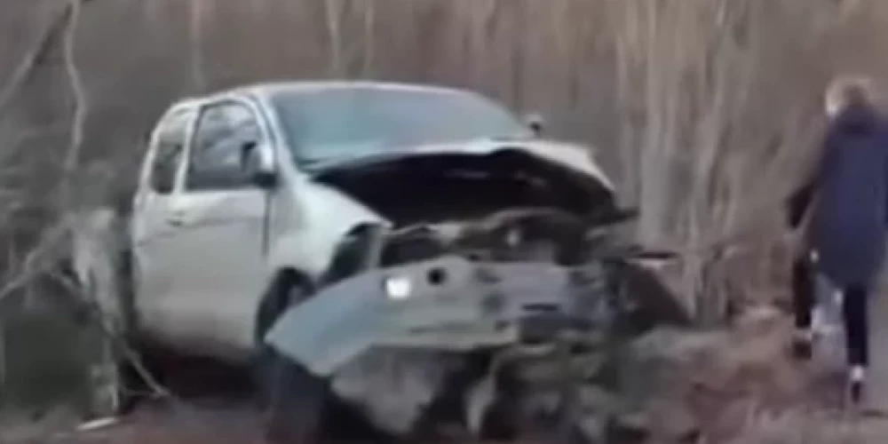 В результате трагической аварии погибли три человека.