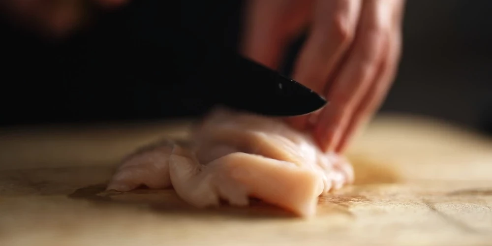 PVD Polijas izcelsmes tītara filejā konstatējis salmonelozi izraisošas baktērijas.