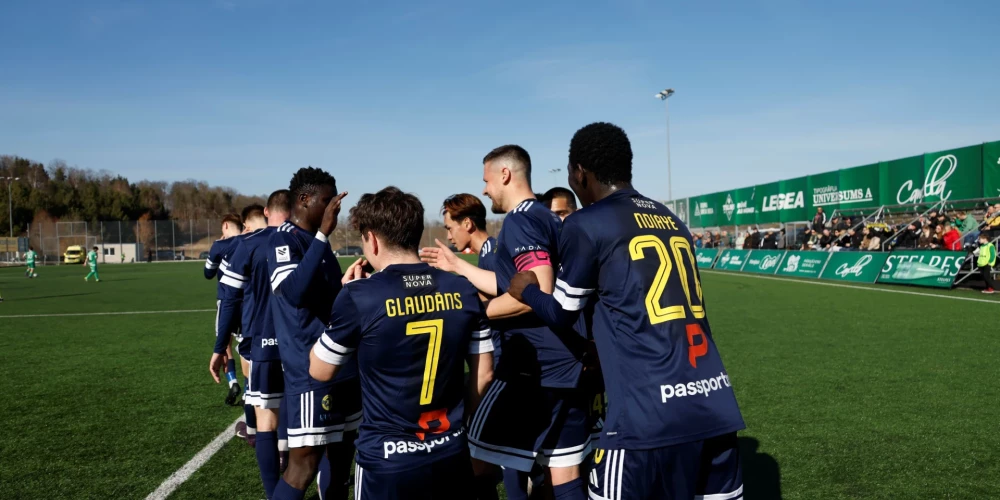 Ošs gūst divus vārtus un atnes “Super Nova” uzvaru pār “Tukums 2000”.