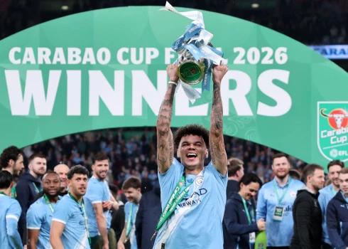 “Manchester City” pārspēj “Arsenal” un izcīna Anglijas Līgas kausu.