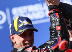 Itālietis Bedzeki triumfē Brazīlijas “Grand Prix” prestižākajā “MotoGP” klasē