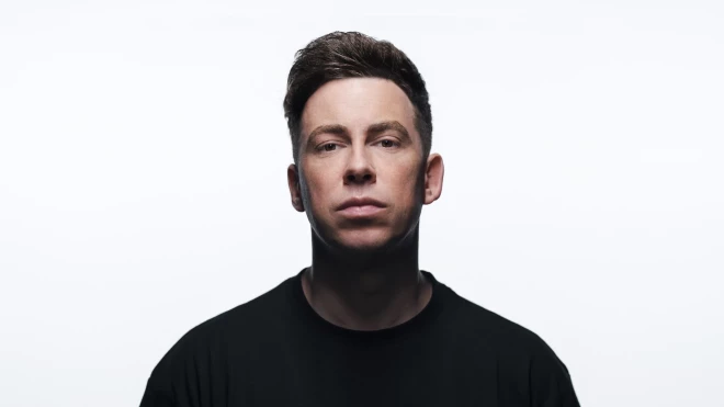 EDM mākslinieks Hardwell.