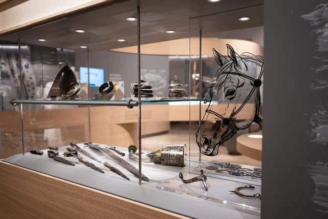 "Straumējot laiku" izstāde.