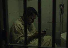 Valmieras cietumā neparastā veidā mēģināts ieslodzītajiem nodot daudz mobilo tālruņu