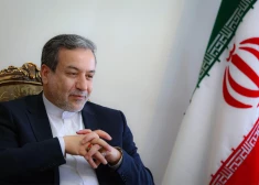 Irāna ne tikai noliedz Trampa apgalvojumu par "ļoti labām" sarunām, bet negrasās tās sākt līdz savu mērķu sasniegšanai