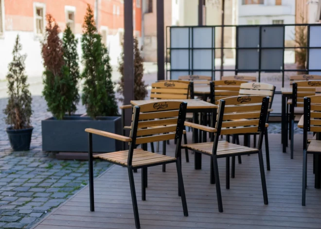 Местных клиентов нет, туристов - тоже: латвийские рестораны оказались на голодном пайке