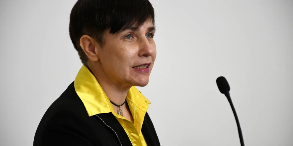 Daugavpils Universitātes (DU) rektora amata kandidāte, filoloģijas doktore, bijusī izglītības un zinātnes ministre Ilga Šuplinska