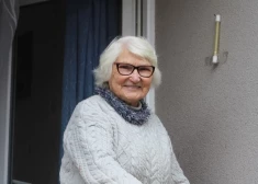 Lidijas kundze 90 gados ada zeķes ukraiņiem un dodas garās pastaigās