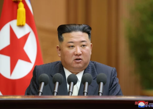 Ziemeļkorejas līderis Kims Čenuns.